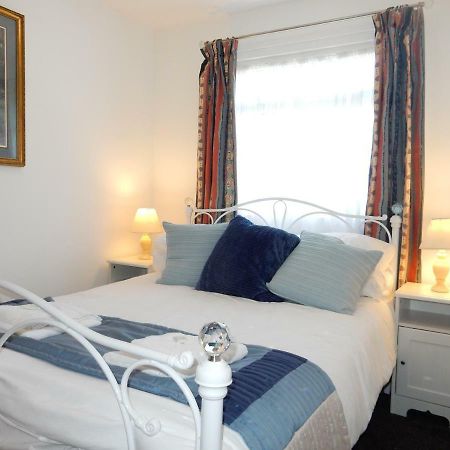 Dartmouth Chalet Holidays ภายนอก รูปภาพ
