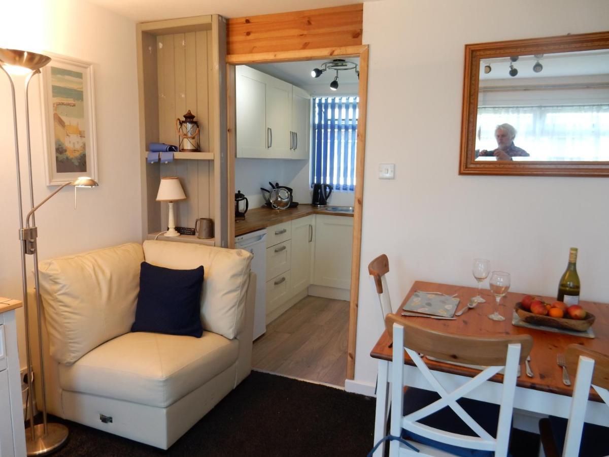 Dartmouth Chalet Holidays ภายนอก รูปภาพ